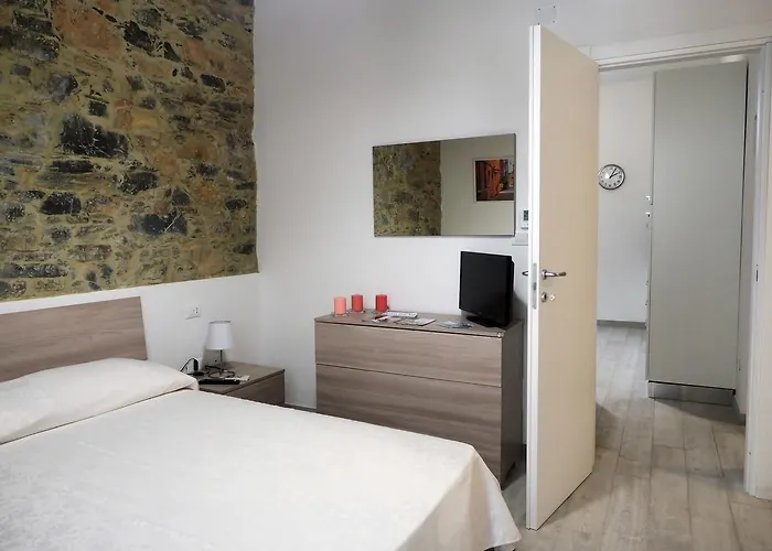 & Me To 5 Terre E Guest house La Spezia